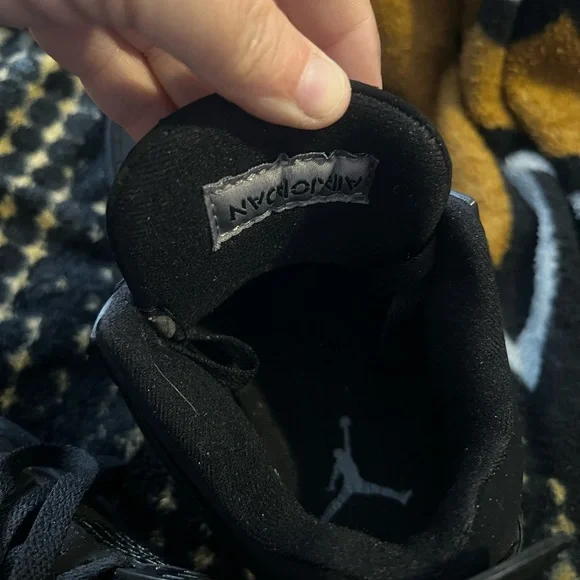 Jordan Black Cat 4 Sneakers - Picture 6 of 7